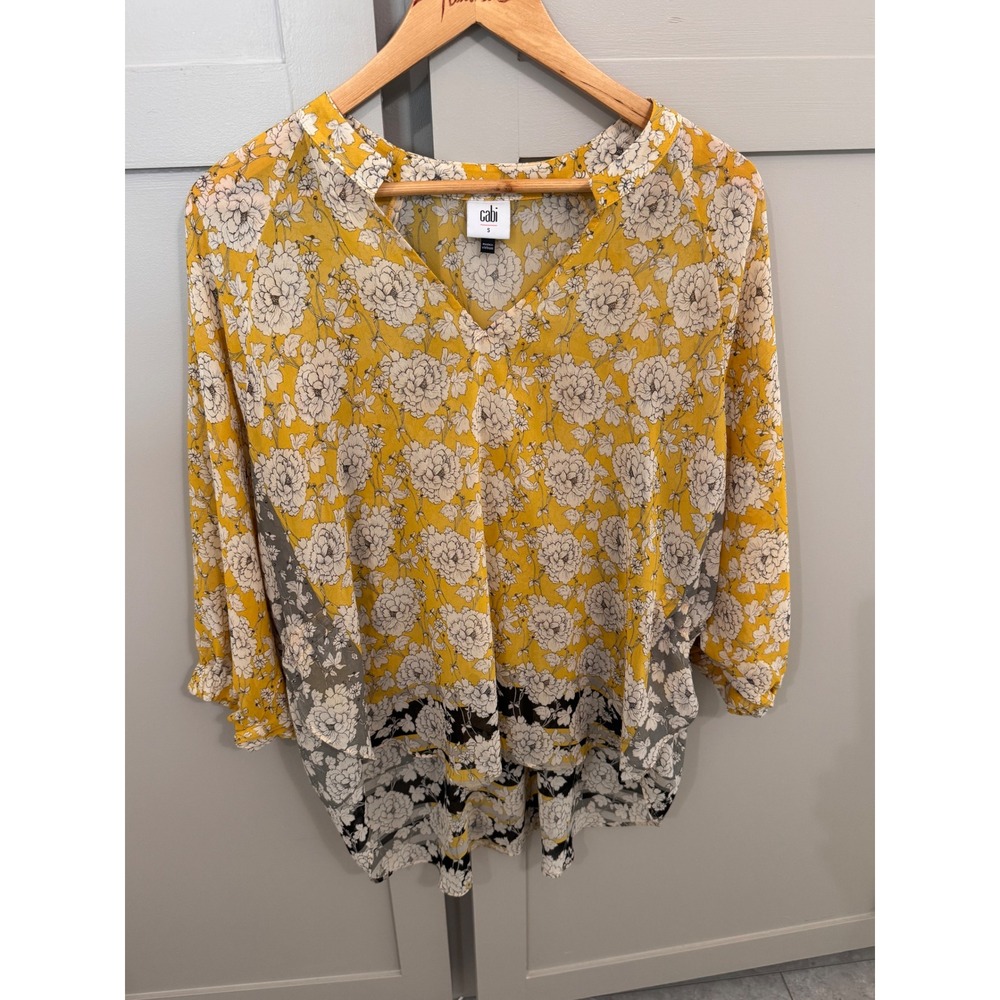 Cabi Womens Yellow Floral V-Neck Blouse High-Low Hem Peplum Back Top Size S